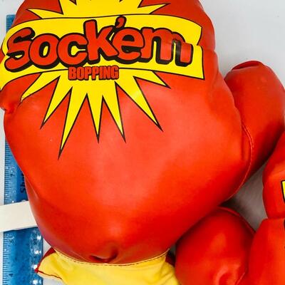 Vintage Rock Sockâ€em Bopping Boxing Gloves