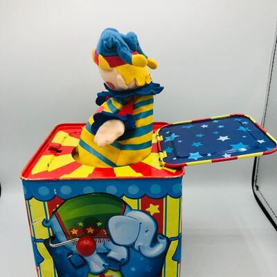 Schyllingâ€™s Silly Circus Toy Metal Jack-In-The-Box
