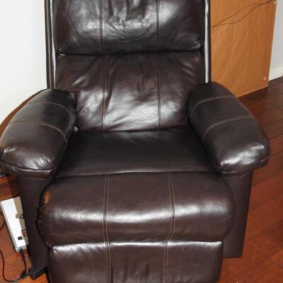 Lane recliner *Please read updated description * Does not swivel
