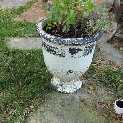 Large flower pot