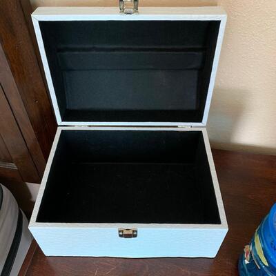 #83 Jewelry Box & Penny Counter