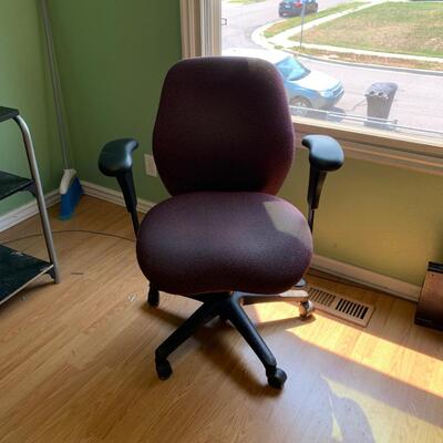 #102 Purple/ Black Rolling Desk Chair