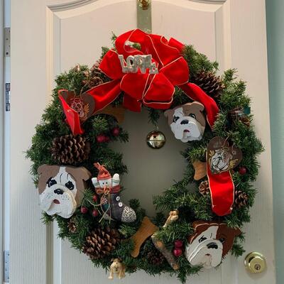 #112 Bulldog Christmas Wreath