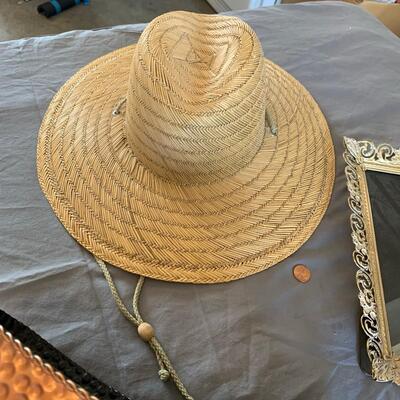 #156 Straw Hat, Frame & Bin