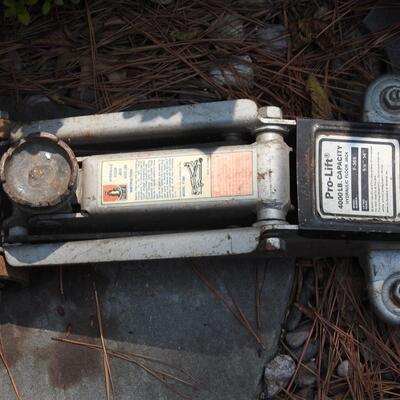 Pro lift floor jack