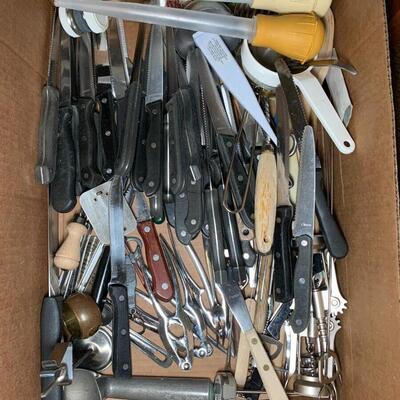 Lot 66: Utensils and Kitchen wares