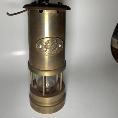 Lot 64: Welsh Miner's lantern
