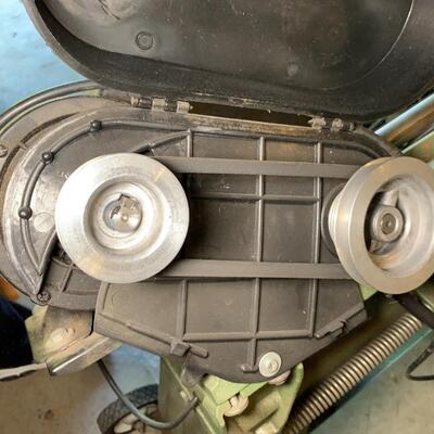 Lot 136: Band saw
