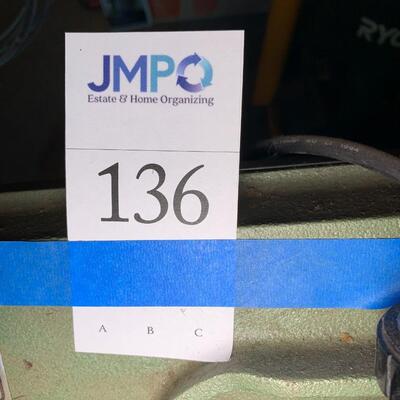 Lot 136: Band saw