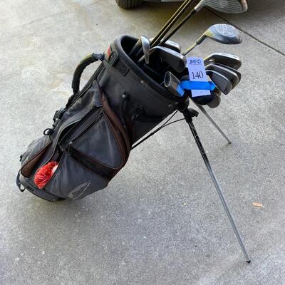 Lot 140: Golf set #2