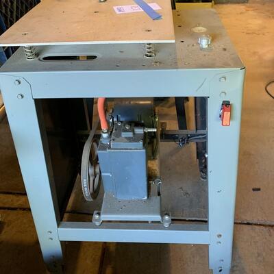 Lot 131: Vibration table