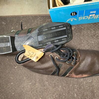 Lot 125: Cross Country Skis
