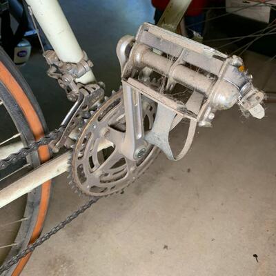 Lot 126: Vintage Bike and accessories