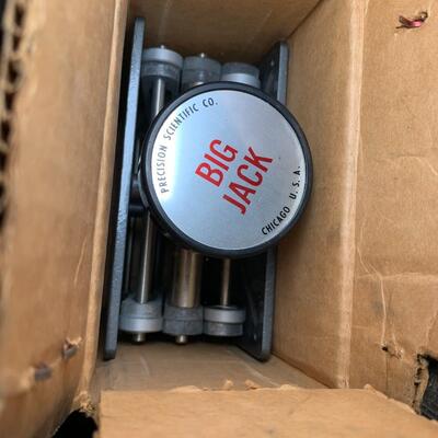 Lot 127:  Automotive accessories and supplies