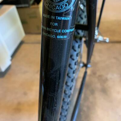 Lot 155: Men's Schwinn Bike