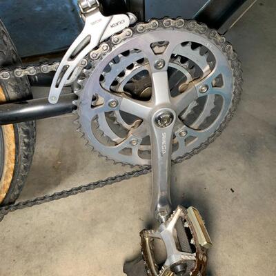 Lot 155: Men's Schwinn Bike