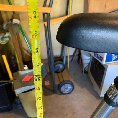 Lot 159: Women's Schwinn Bike