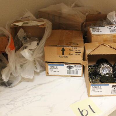 Lot 61 Hardware 