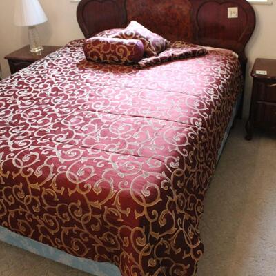 Lot 75 Queen Bed Frame, Bedding Headboard & Mattresses #2