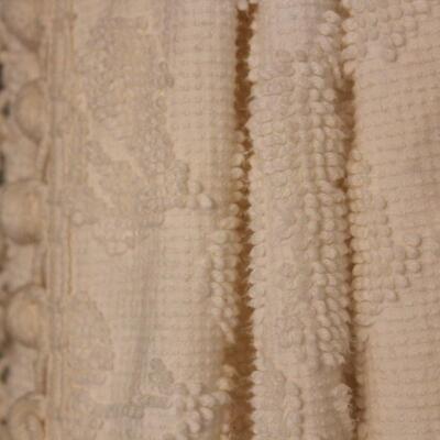 Lot 78 Vintage Chenille & Table Cloths