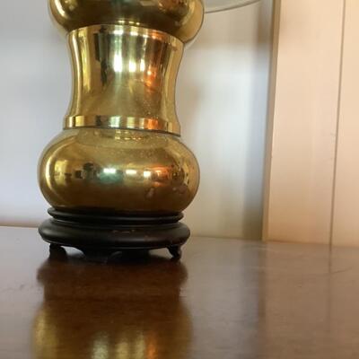 E565 Brass Lamp with Shade 