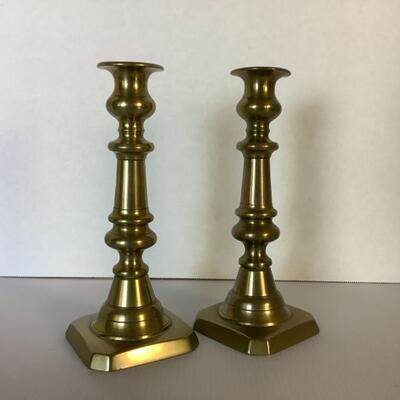 E574 Pair of Antique Brass Push-up Candlesticks 