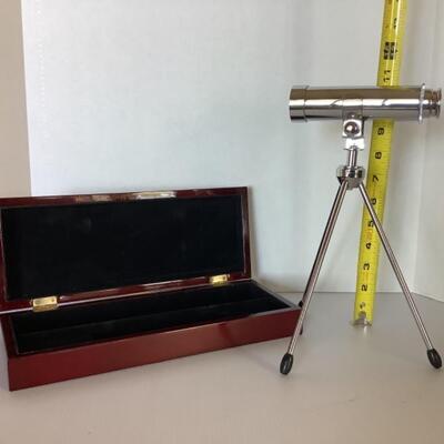 E576 Small Telescope with Stand and Case 