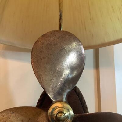 E578 Antique Propeller Lamp 
