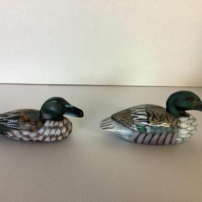 E585 Pair of Hand painted 6â€ Decoys 
