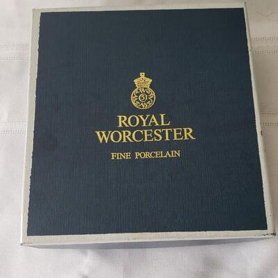 Royal worcester salt and pepper set in box