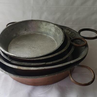 Large copper pan collection 