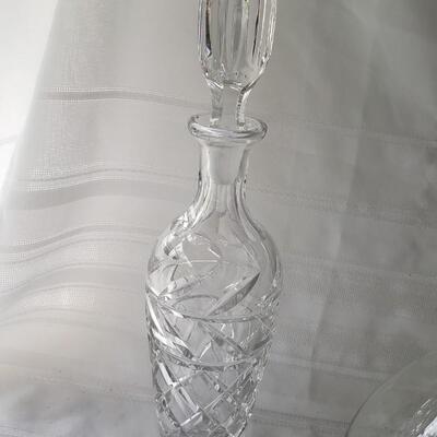 6 vintage decanters