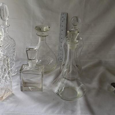 6 vintage decanters