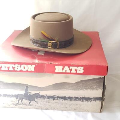 Stetson hat vintage never worn in box size 6 3/4 