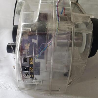 Wind up transparent radio  It works! 