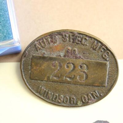 Lot 115 Small Collectibles