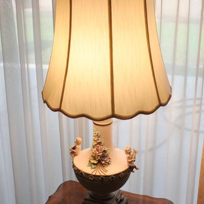 Lot 119 XL Angel Ceramic Lamp