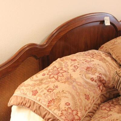 Lot 124 King Headboard, Mattress & Bedding