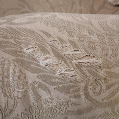 Lot 133 Sofa & Loveseat - Previously Loved