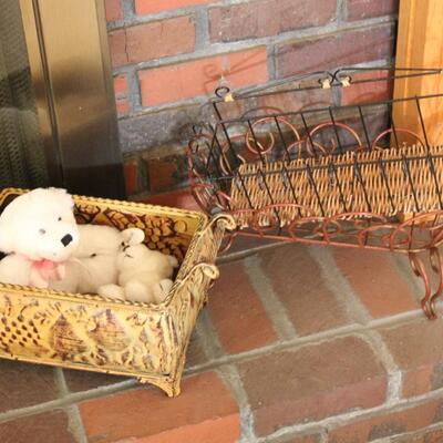 Lot 142 Metal Baskets