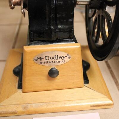 Lot 192 Coffee Grinders
