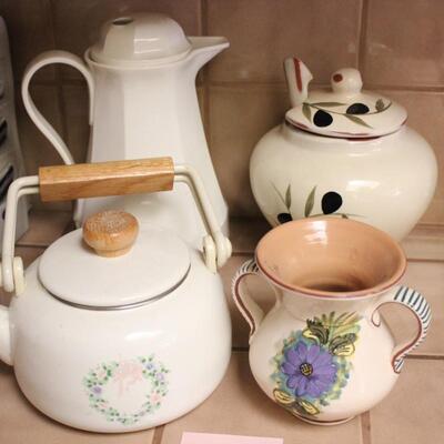 Lot 195 Misc. White Kitchenware #1