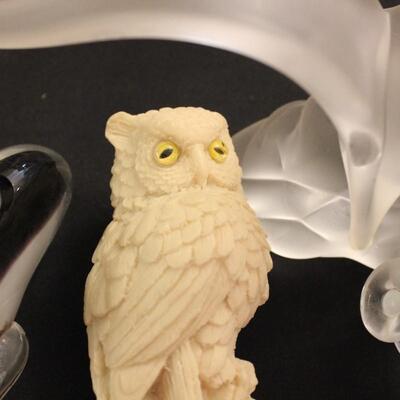 Lot 211 Collectible Animal Figurines 