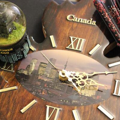 Lot 213 Vintage Traveling Souvenirs 