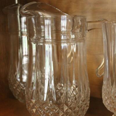 Lot 221 HUGE Lot of Glassware & Pitchers 