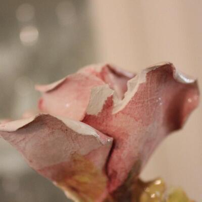 Lot 225 Porcelain/Ceramic Roses - Italy 