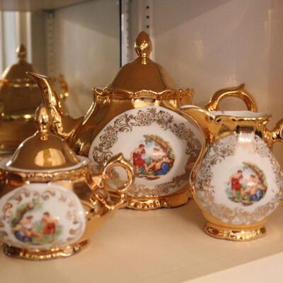 Lot 229 Gold Tea Set - Bavaria