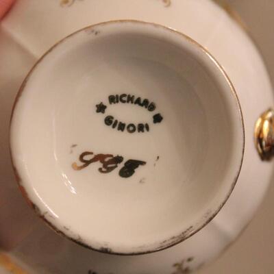 Lot 231 White/Gold Tea Set - Richard Ginori China #2