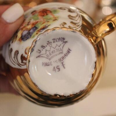 Lot 240 White/Gold Tea Set - Bavaria (Germany) 