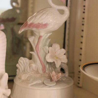 Lot 243 Czechoslovakia Jasmine Tea Set & Music Box